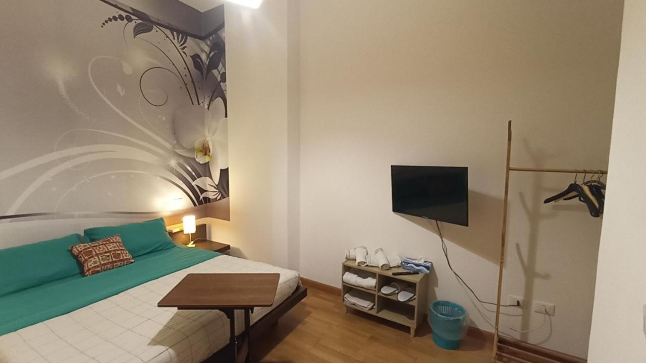 Orchidea Stanza Privata In Appartamento Condiviso "Sapori Di Mare" Cagliari Luaran gambar